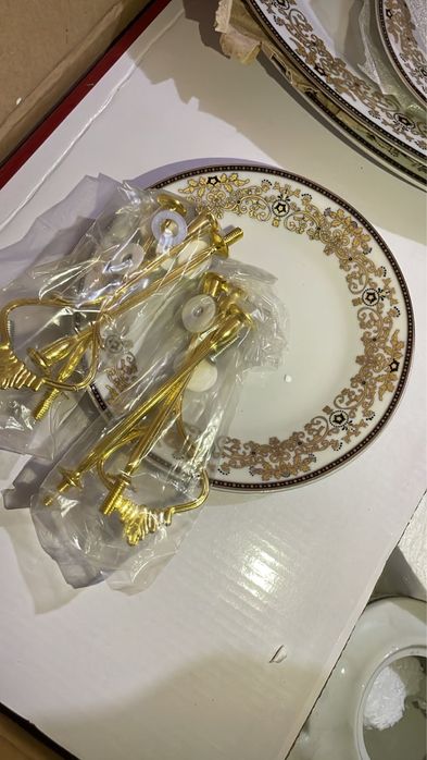 Продам  сервиз ! Новая! 109 предмет
