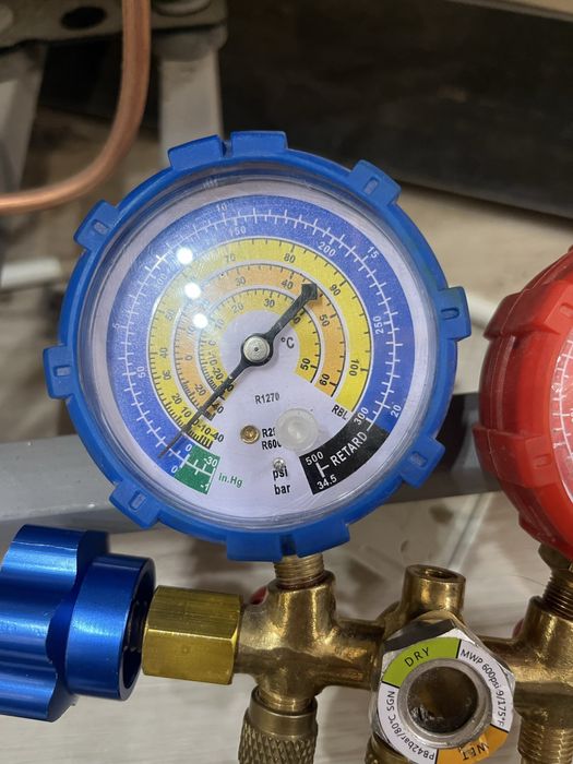 Ремонт холодильников