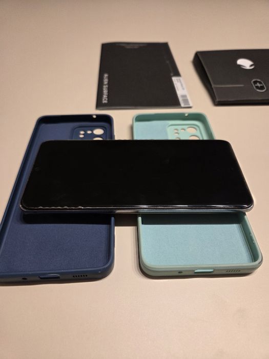 Samsung Galaxy S20 Ultra impecabil + 1 folie noua Alien + 2 huse