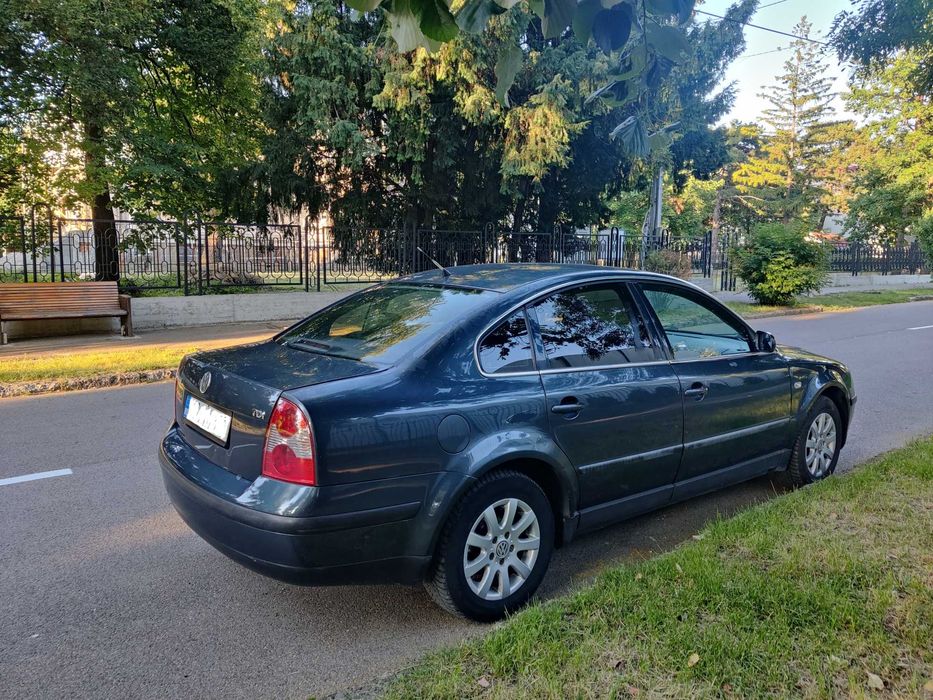 VOLKSWAGEN Passat 2002 — imagine 3