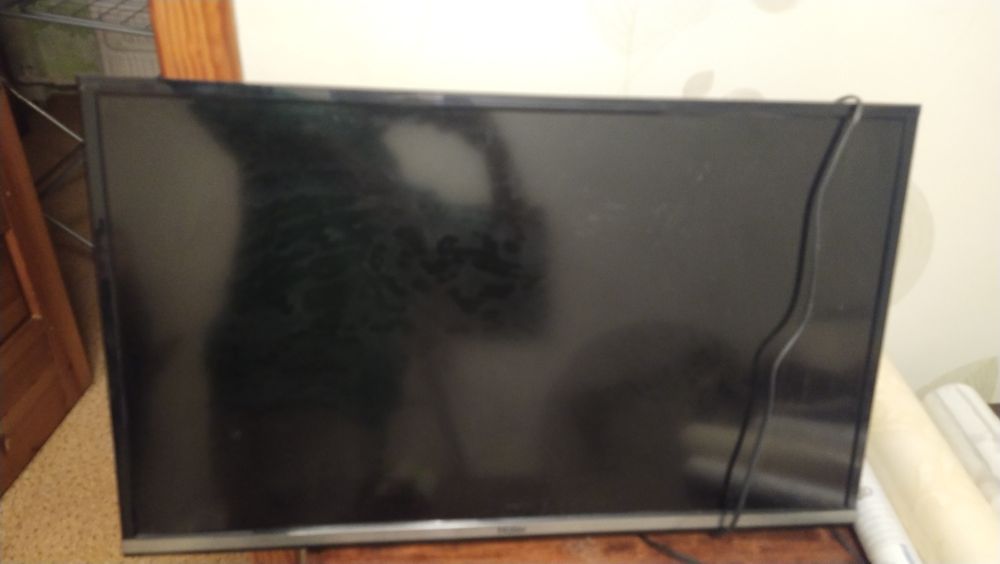 Телевизор на запчасти