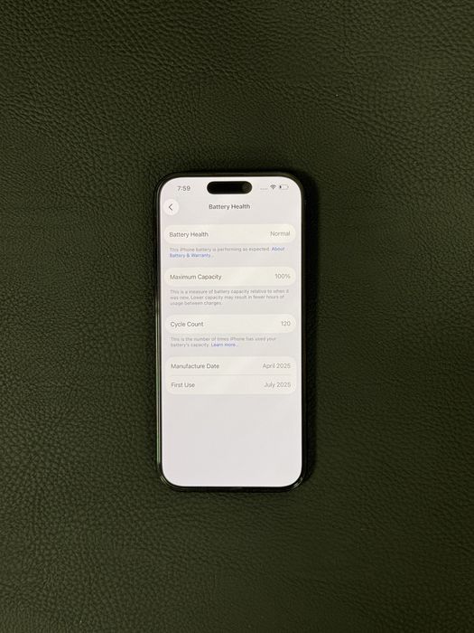 Продавам iPhone 16 PRO