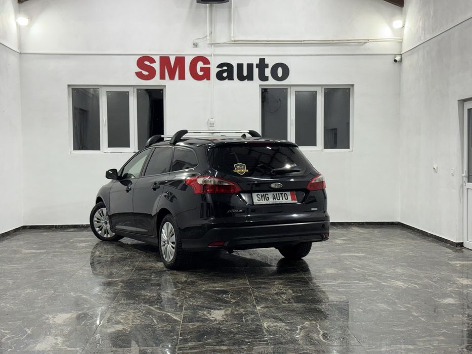 Ford Focus 11/2013 1.6 TDCi 95 CP Euro 5 SE POATE IN RATE