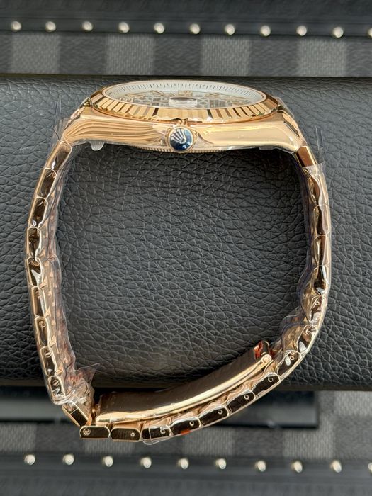 Rolex Land-Dweller Everose Gold  40mm
