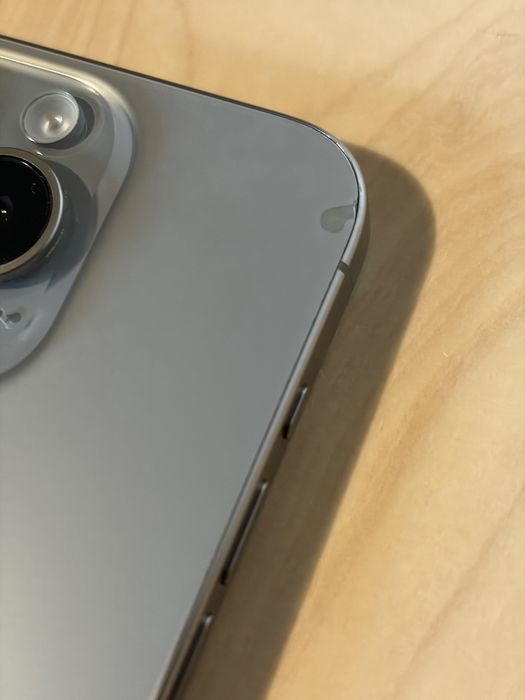 iphone 15 pro / natural titanium / 128gb