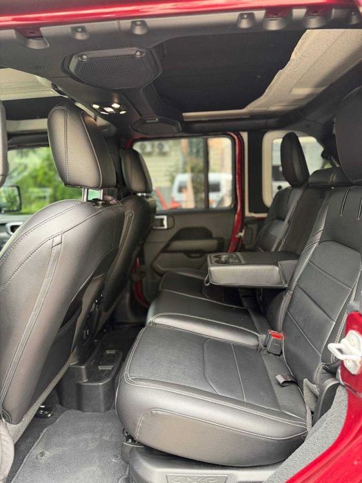 Sotuvda Jeep Wrangler Rubicon 2.0AT hybrid