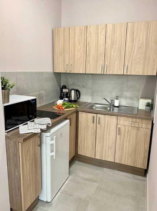 Дава се под наем Тристаен апартамент в Пловдив, Южен - 90 кв.м за 331.5 € - Снимка #2