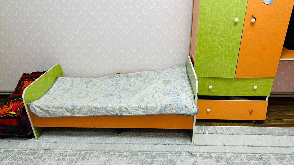 Детский шкаф с краватом