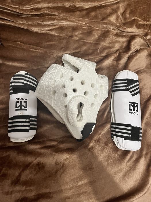 Защитные шлема и щитки.