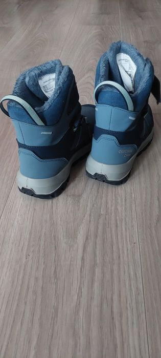 Vând ghete iarnă  copii