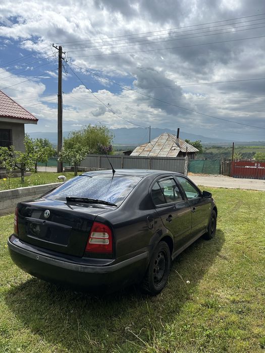 Vand Skoda Octavia 1 radiată