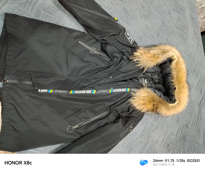 Продам зимнию куртку