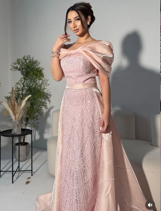 Платья в наличии от 42 до 56 р