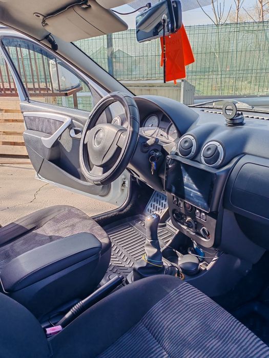 De vânzare Dacia Logan 1.4 MPI