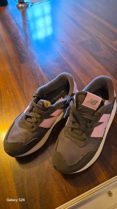 Tenesi New Balance/Converse