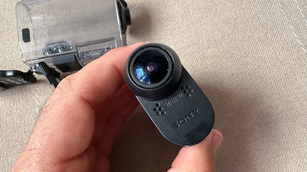 Sony HDR-AS20 - camera actiune fara acumulator