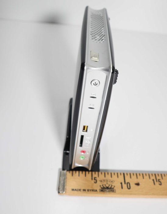 ZOTAC ZBOX ID86 Intel Atom D2550 dual-core 1.86 GHz 4GB of DDR3 RAM