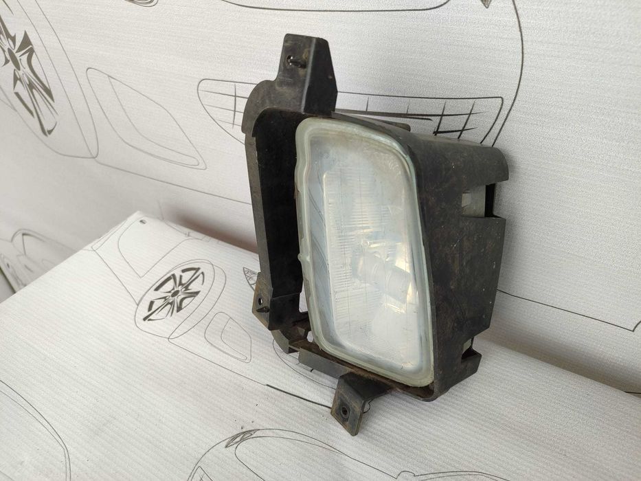 Proiector Ceata Stanga cu Suport Bara / Halogen Ford B-Max Minivan 2012–2017 / Cod OEM AV11-15267-AB (5D2)
