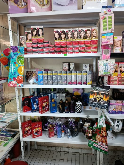 Продам  стеллажи