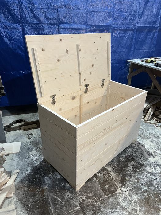 Ракла,сандък изцяло от масив