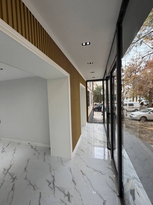 Срочно сдается офис/магазин турфирма Яккасарай Саламатина 38м2