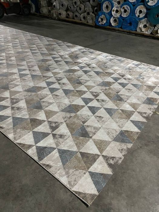 Оверлок, гилам кесиш. Аверлок