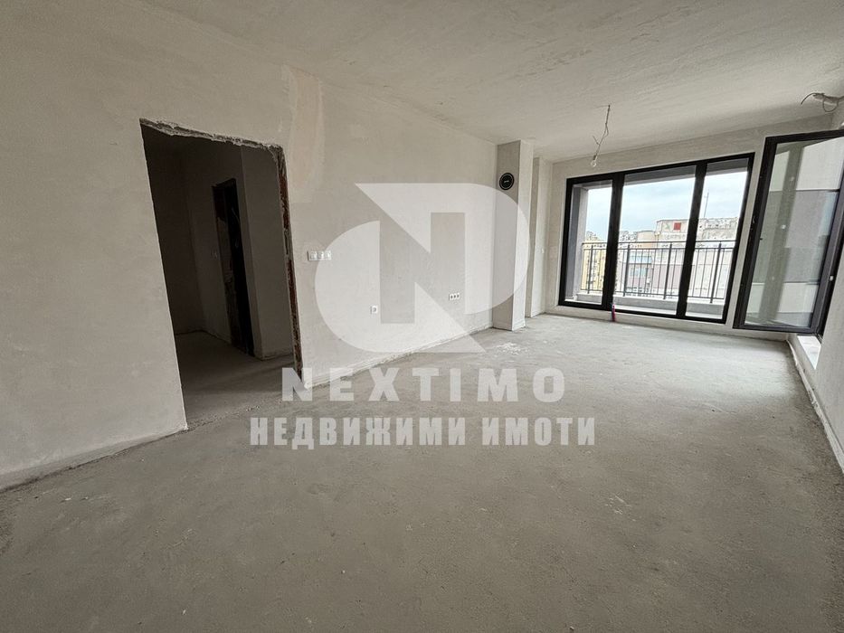 Продава се Тристаен апартамент в Пловдив, Тракия - 105 кв.м за 724 €/кв.м - Снимка #1