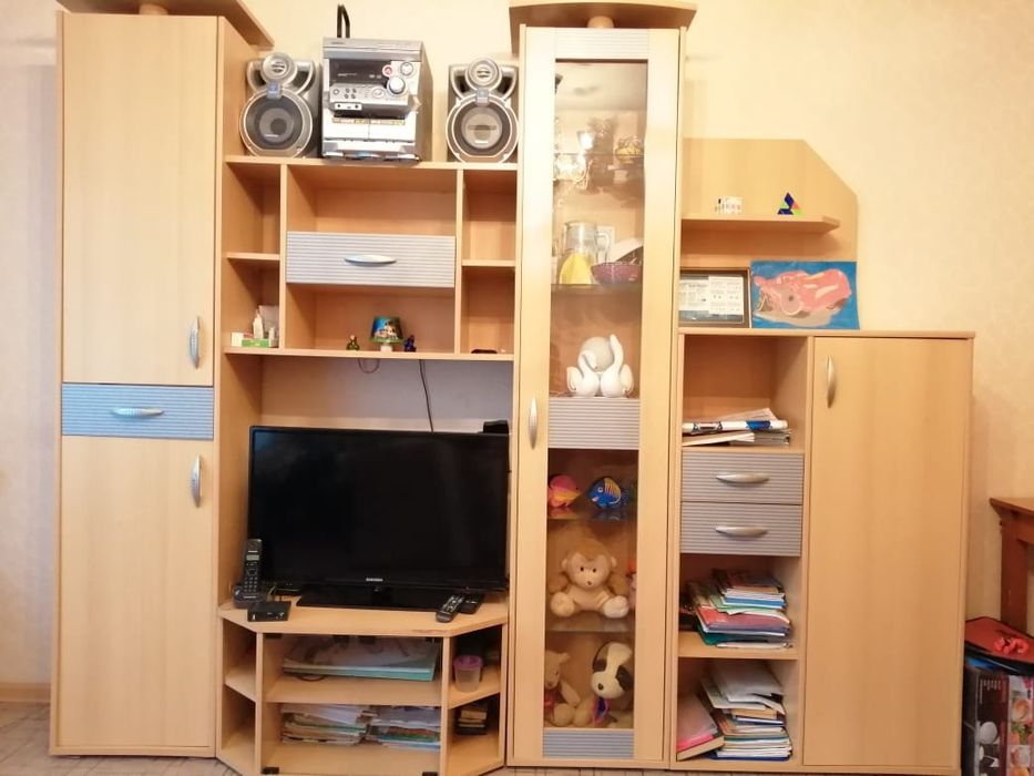 Продам стенку-горку