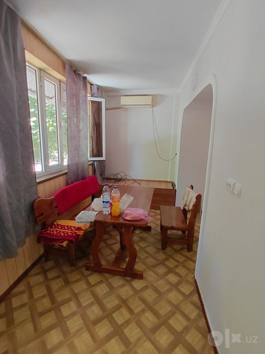 Продам 2 ком квартиру  на 2 этаже в кирпичного доме