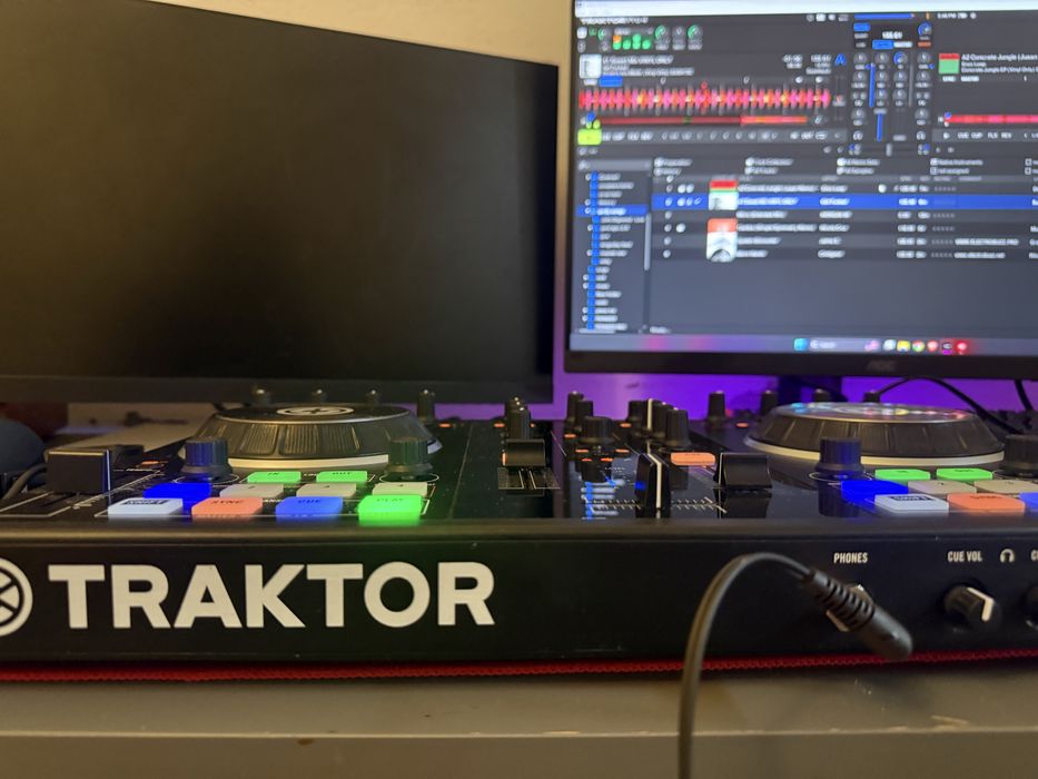 Consola Dj Traktor s2Mk2 + Casti Sennheiser HD25 Setup Dj Complet