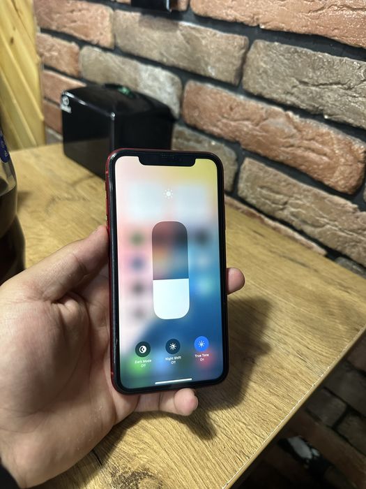 Iphone xr red product