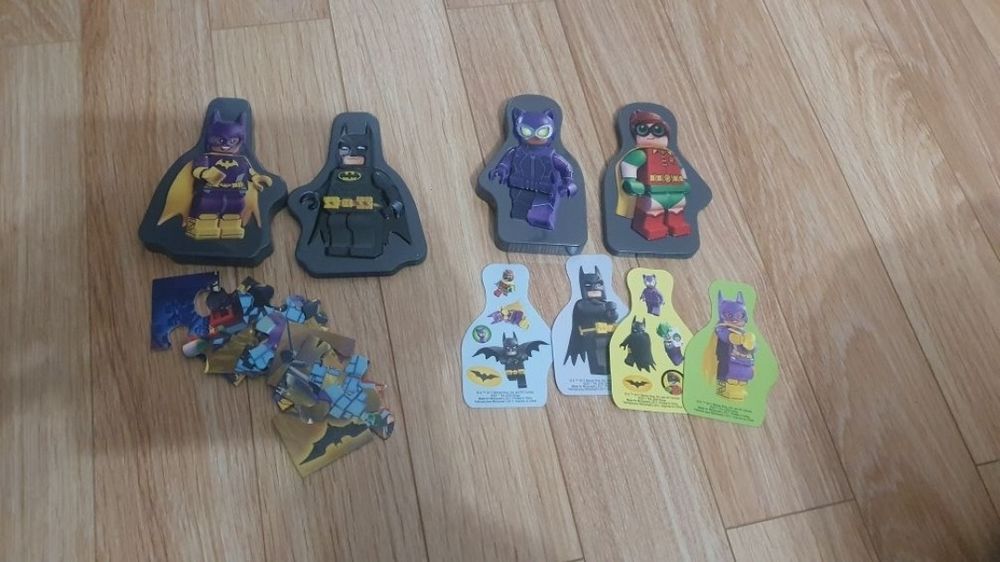 Batman si Robin(Batman Lego Movie),  2 cutii metalice