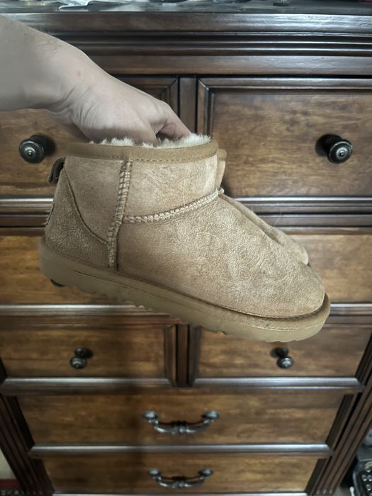 Ghete UGG maro blana