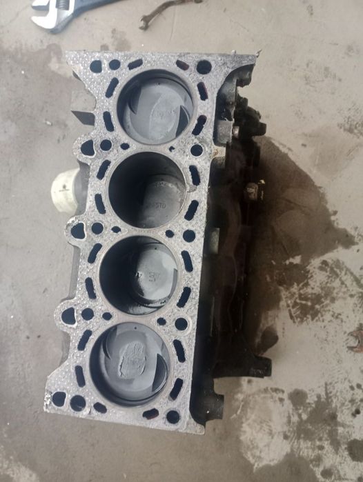 Spark 1.2 li blok yevro