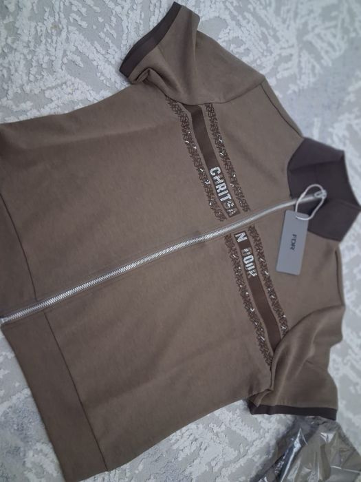 Костюм женский  новый