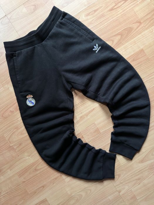 Pantaloni pants joggers sweats cuffed tapered Adidas Real Madrid