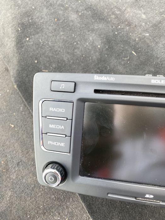 Оригинално CD BLAUPUNKT SkodaAuto OCTAVIA 2010+ media radio 1Z0035156