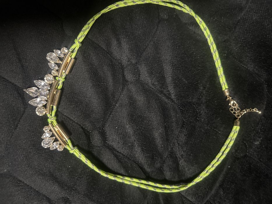 Уникално дизайнерско колие