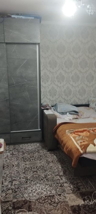 Ҳовли сотилади 6 хона 6 сотих