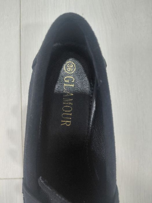 Продам лоферы, практически новые