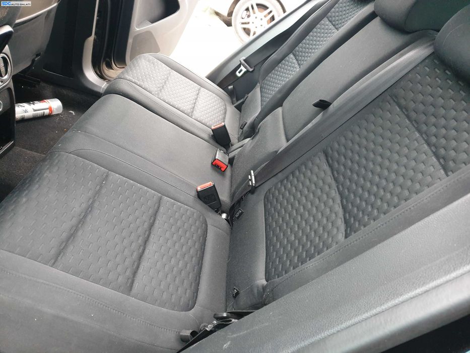 Bancheta Spate Sezut cu Spatar Textil Pasageri Volkswagen Tiguan 2007 - 2015 [K1015]