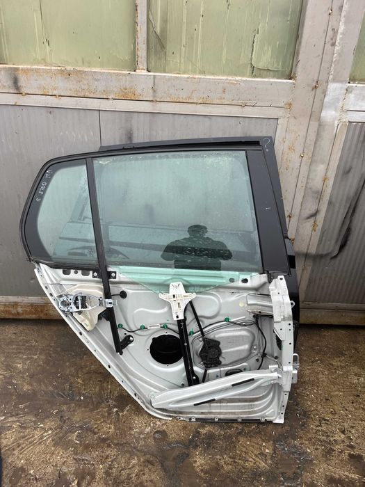 Заднa Вратa Volkswagen golf 5
