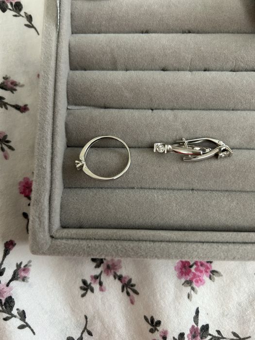 Продам бриллиантовый комплект