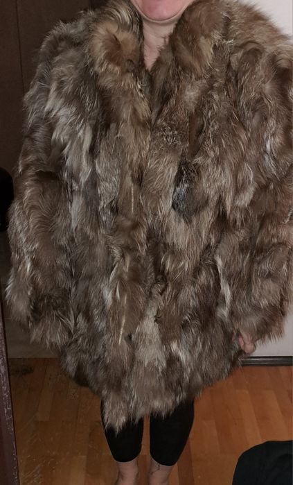 Палто от сребърни лисици