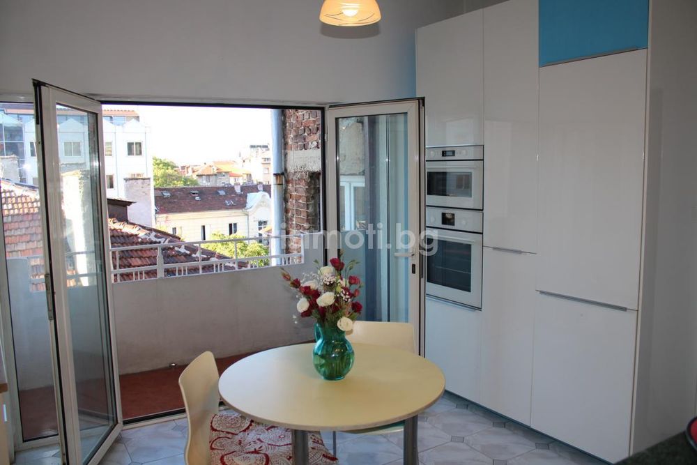 Продава се Многостаен апартамент в София, Център - 169 кв.м за 1449 €/кв.м - Снимка #6