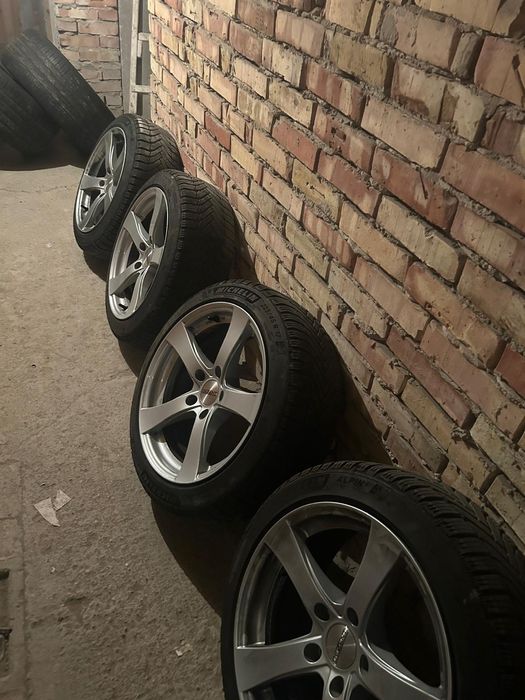 Гуми с джанти!!!