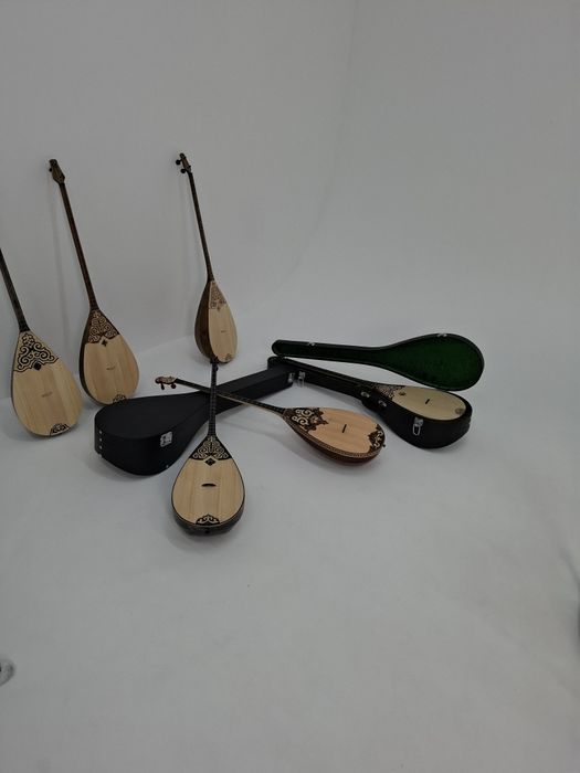 Домбыра тенор.  Мастеровая , профссиональная