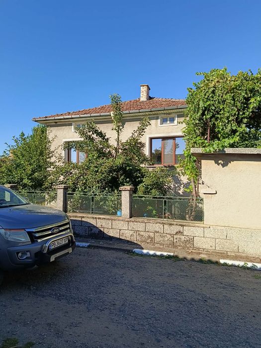 Продавам Къща във село Чоба