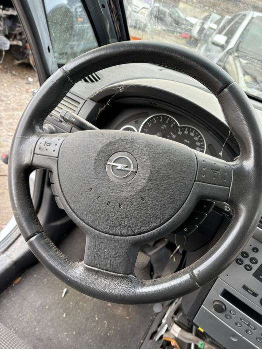 Опел мерива 1.7 дизел за части.