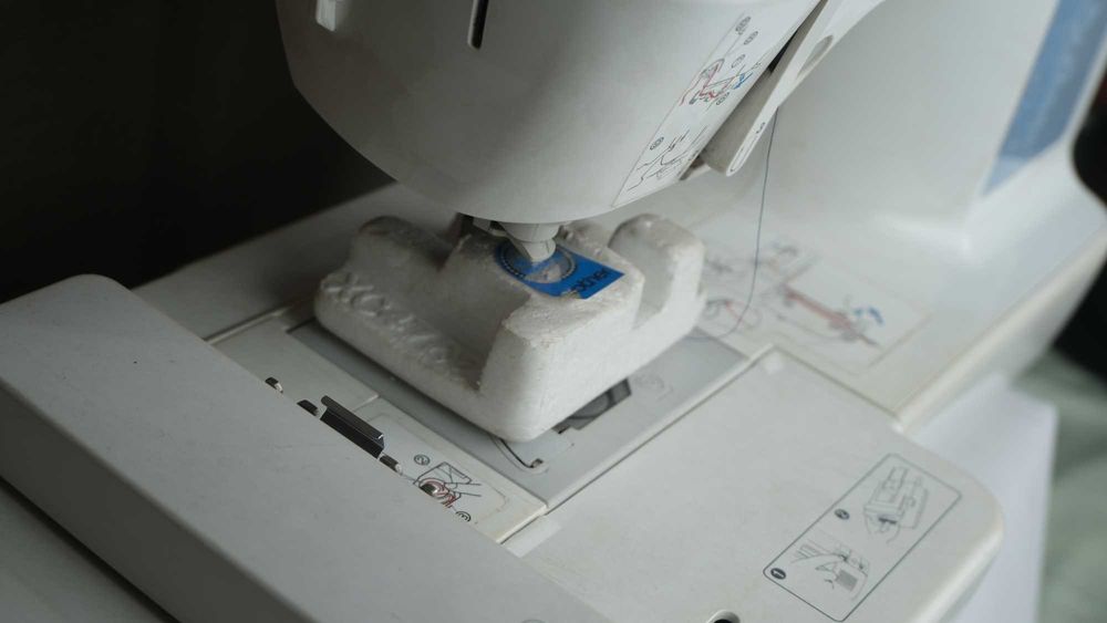 Masina de brodat Brother Innov-IS 90E, toate accesoriile incluse